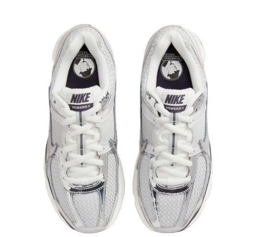 Nike Vomero 5