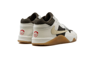 Travis Scott x Jordan Jumpman